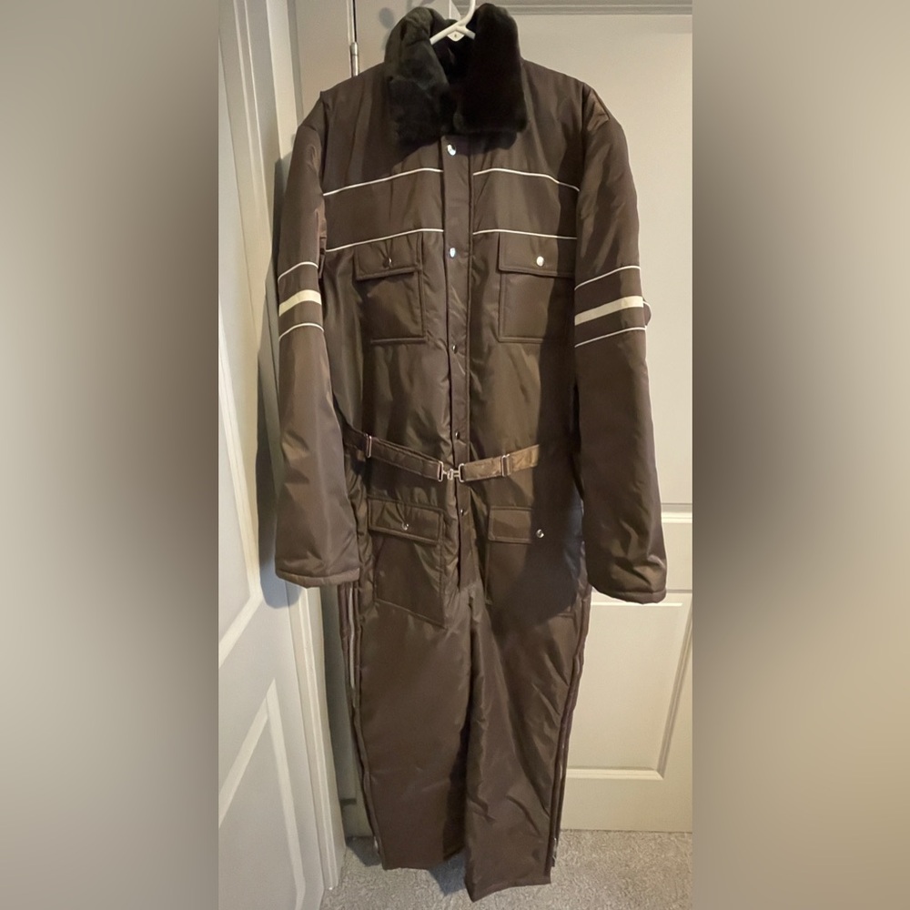Vintage Snowmobile Suit YKK Work Leisure SEARS
Size 46 Like New/ Never Used